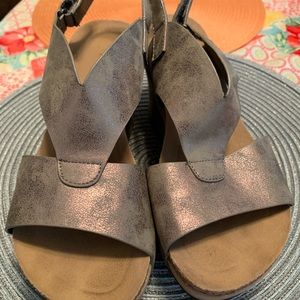 Women Pierre Dumas Hester 6 Pewter Wedge